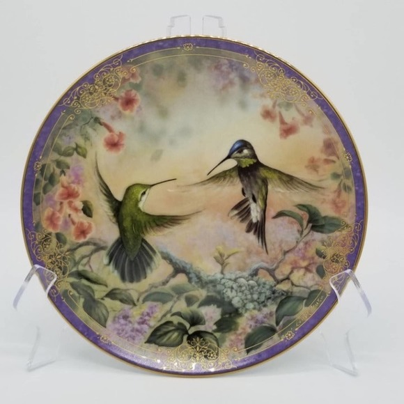 Precious Beauties Hummingbird Plate bird - Picture 1 of 6